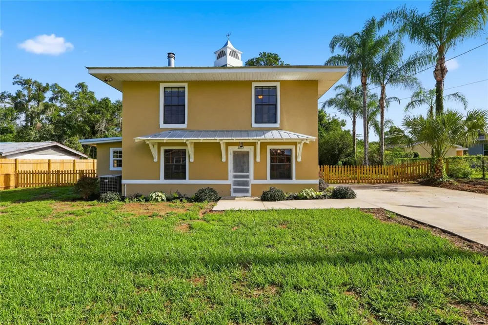 37715 DIXIE AVENUE Dade City, FL 33525