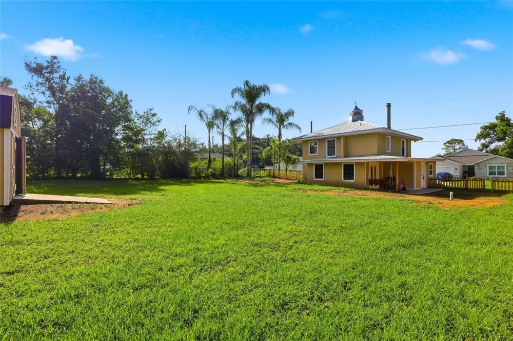 37715 DIXIE AVENUE Dade City, FL 33525