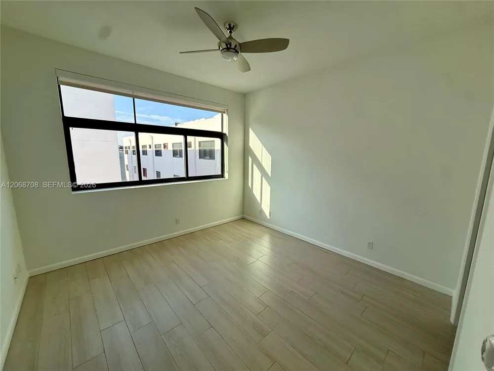113 NE 6th St #609 Fort Lauderdale, FL 33304