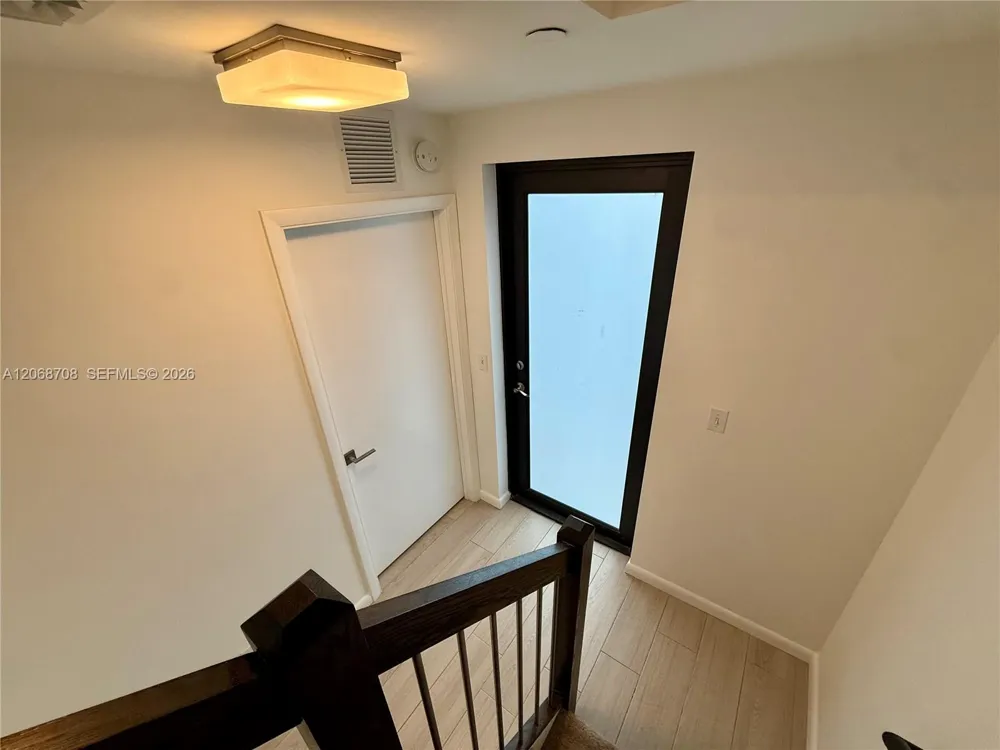 113 NE 6th St #609 Fort Lauderdale, FL 33304