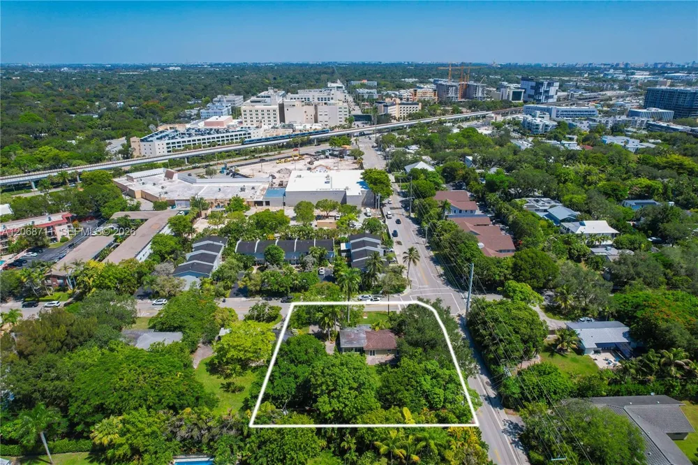 6200 SW 78th St South Miami, FL 33143