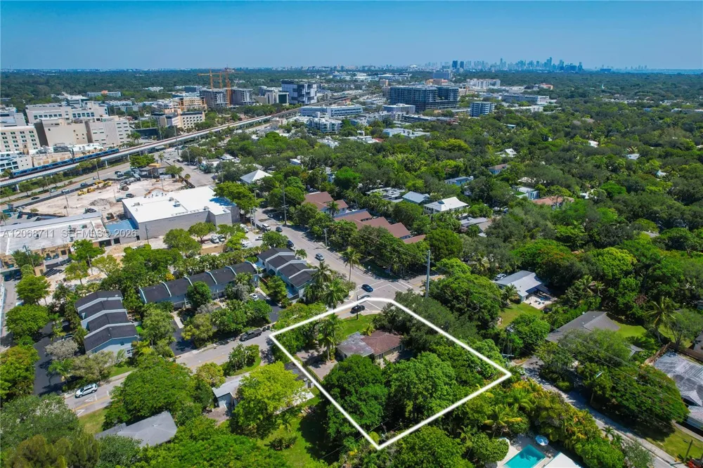 6200 SW 78th St South Miami, FL 33143