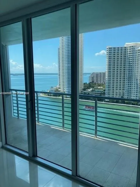 335 S Biscayne Blvd #1805 Miami, FL 33131