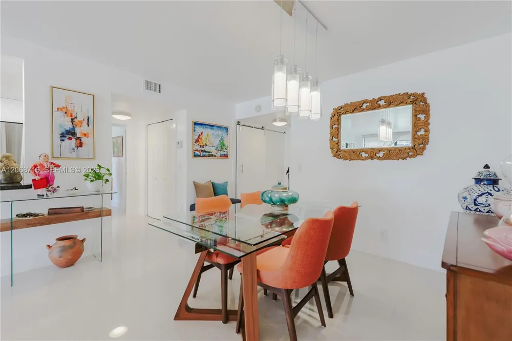 400 Leslie Dr #319 Hallandale Beach, FL 33009