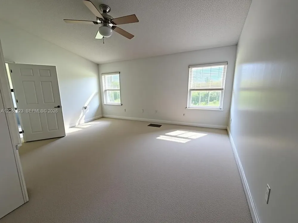 18440 Via Di Sorrento Boca Raton, FL 33496
