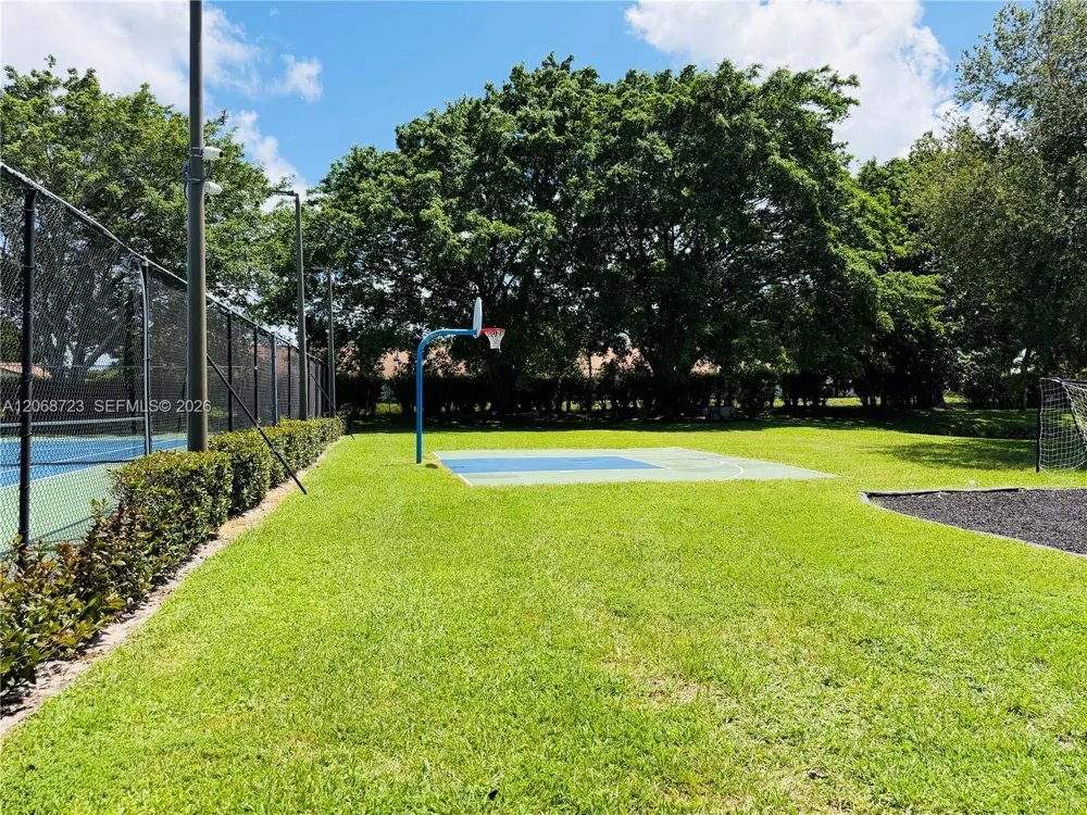 18440 Via Di Sorrento Boca Raton, FL 33496