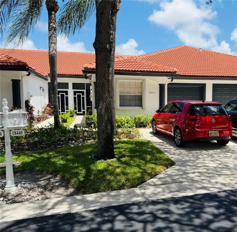 18440 Via Di Sorrento Boca Raton, FL 33496