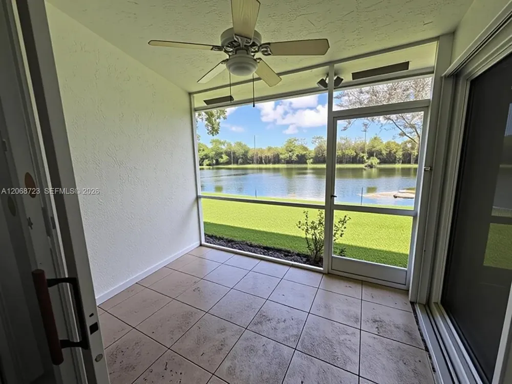 18440 Via Di Sorrento Boca Raton, FL 33496