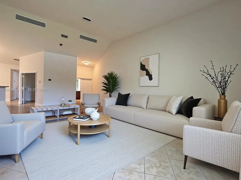 18440 Via Di Sorrento Boca Raton, FL 33496