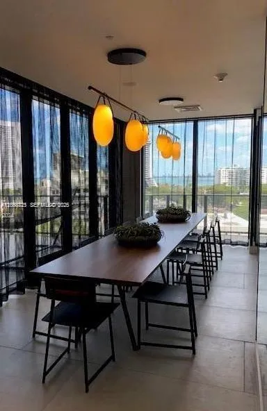 121 NE 34th St #915 Miami, FL 33137
