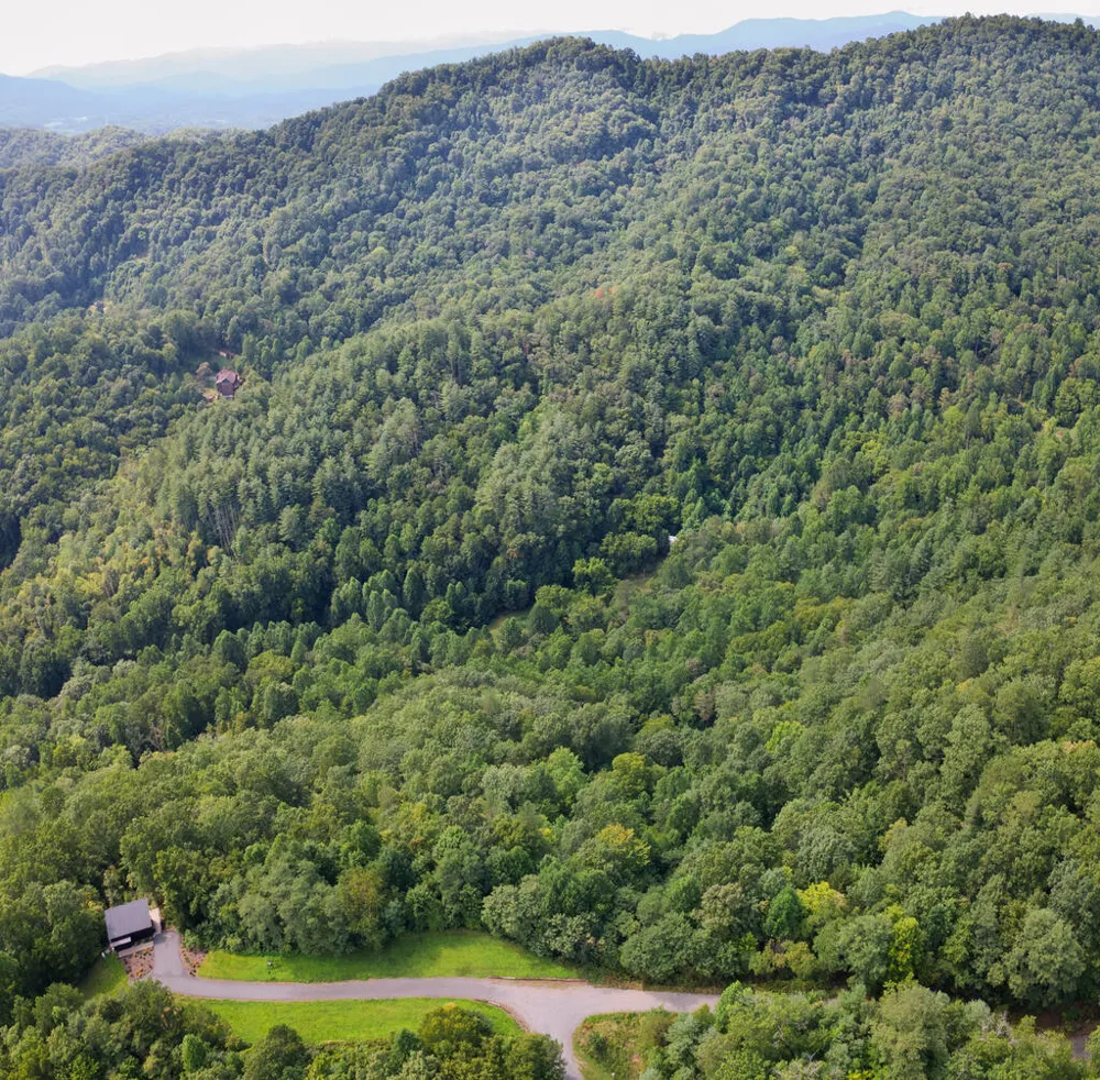 E Hampshire Drive Whittier, NC 28789