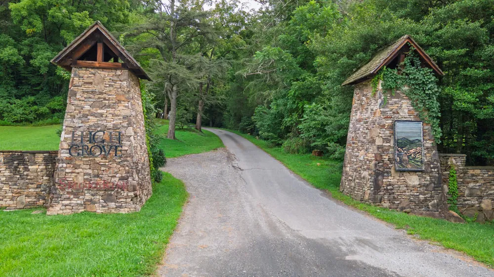 E Hampshire Drive Whittier, NC 28789