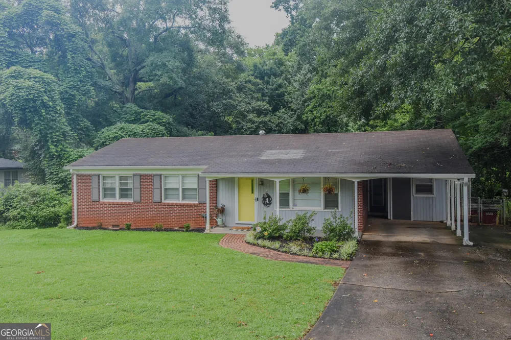 106 Garden TER Thomaston, GA 30286