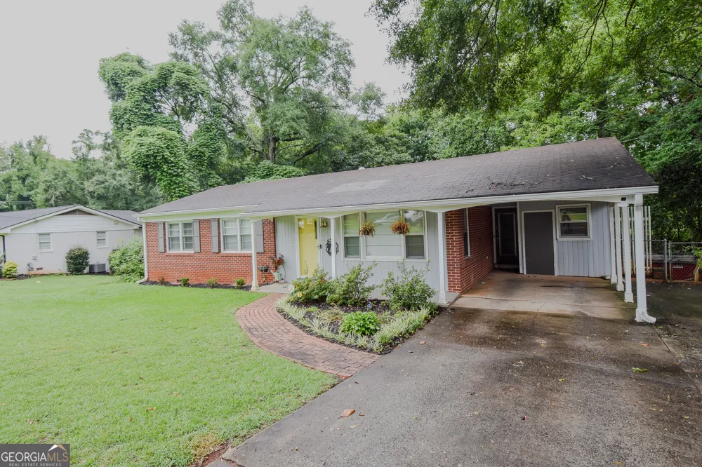 106 Garden TER Thomaston, GA 30286