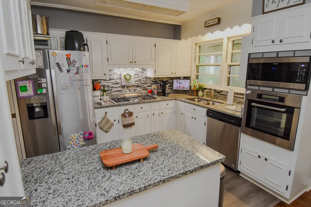 106 Garden TER Thomaston, GA 30286
