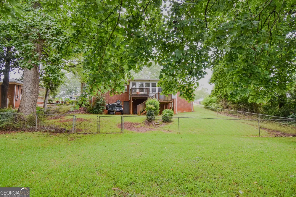 106 Garden TER Thomaston, GA 30286