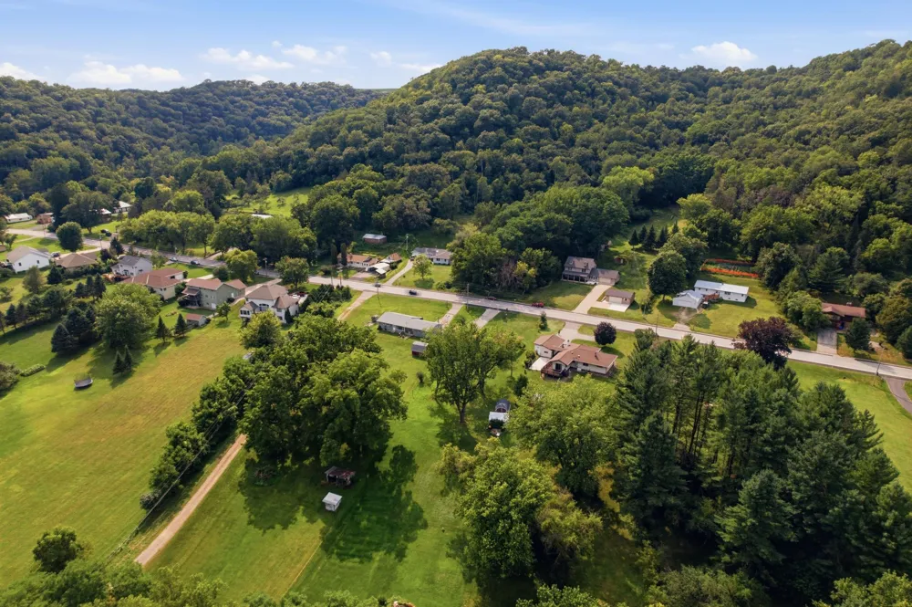 1580 Gilmore Valley Road Winona, MN 55987