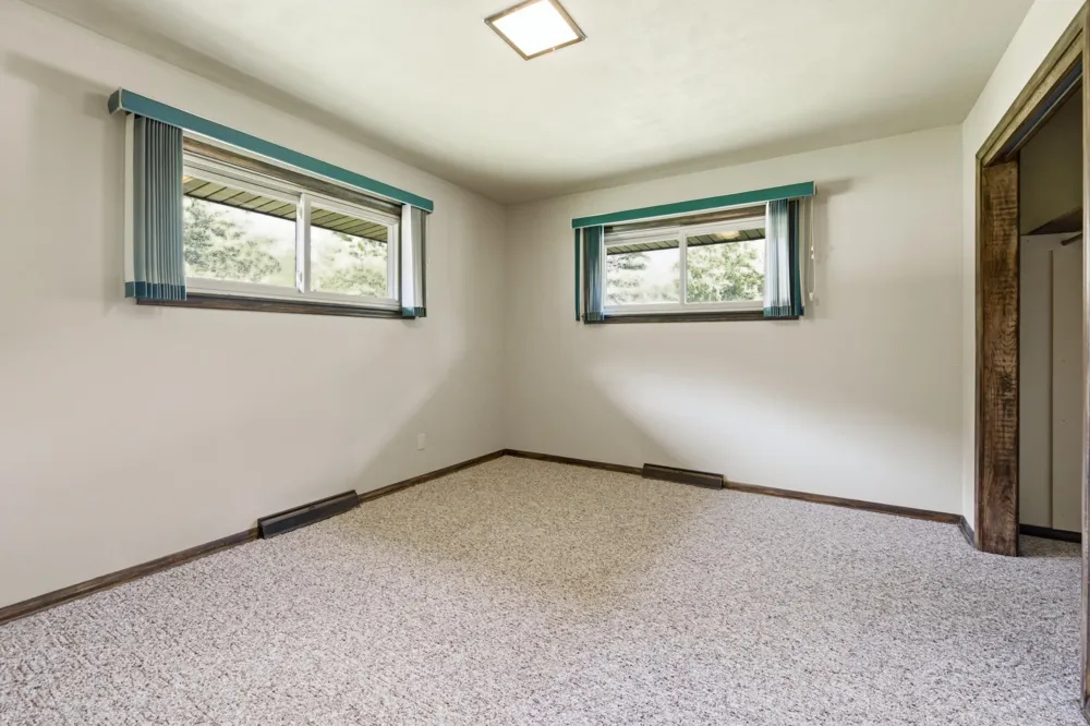 1580 Gilmore Valley Road Winona, MN 55987