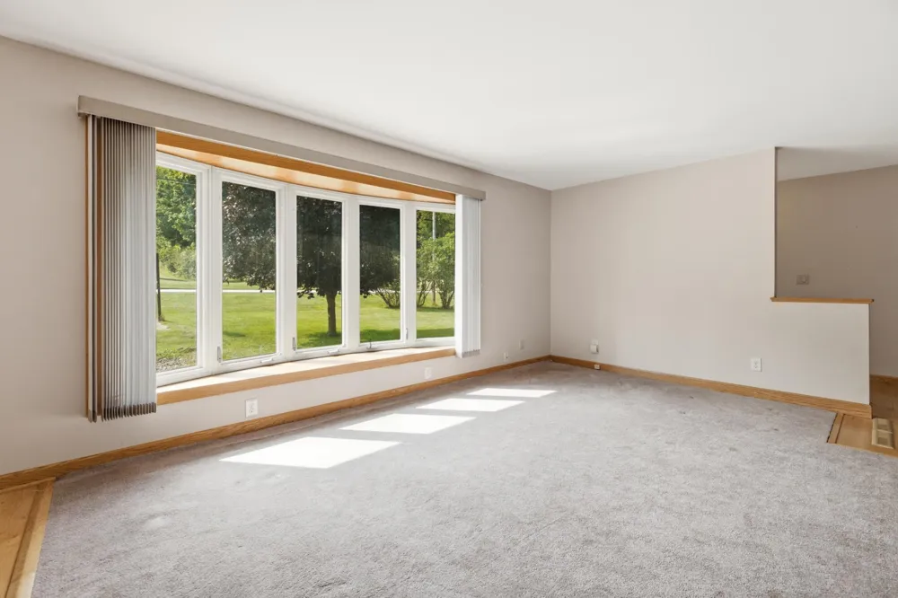 1580 Gilmore Valley Road Winona, MN 55987