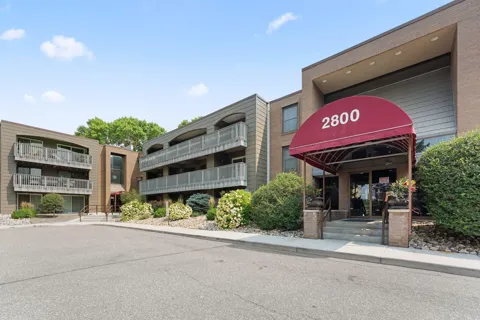 2800 Hamline Avenue #313