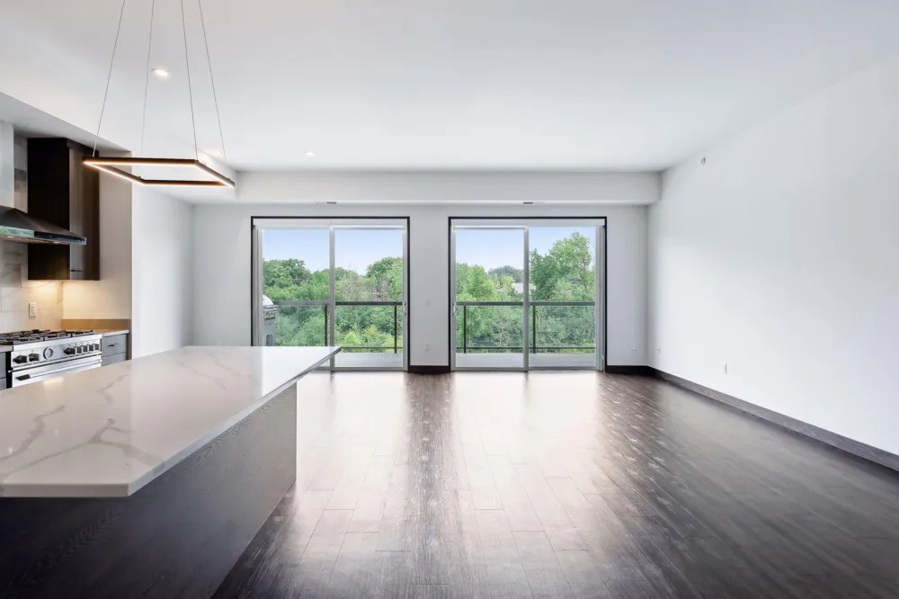 253 Lake Street E #307 Wayzata, MN 55391