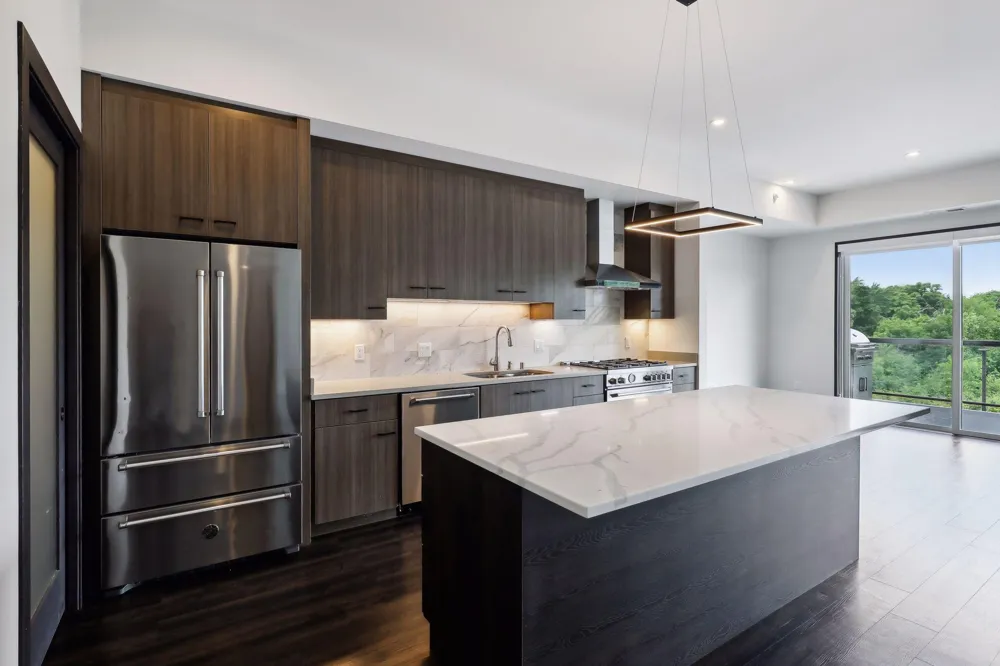 253 Lake Street E #307 Wayzata, MN 55391