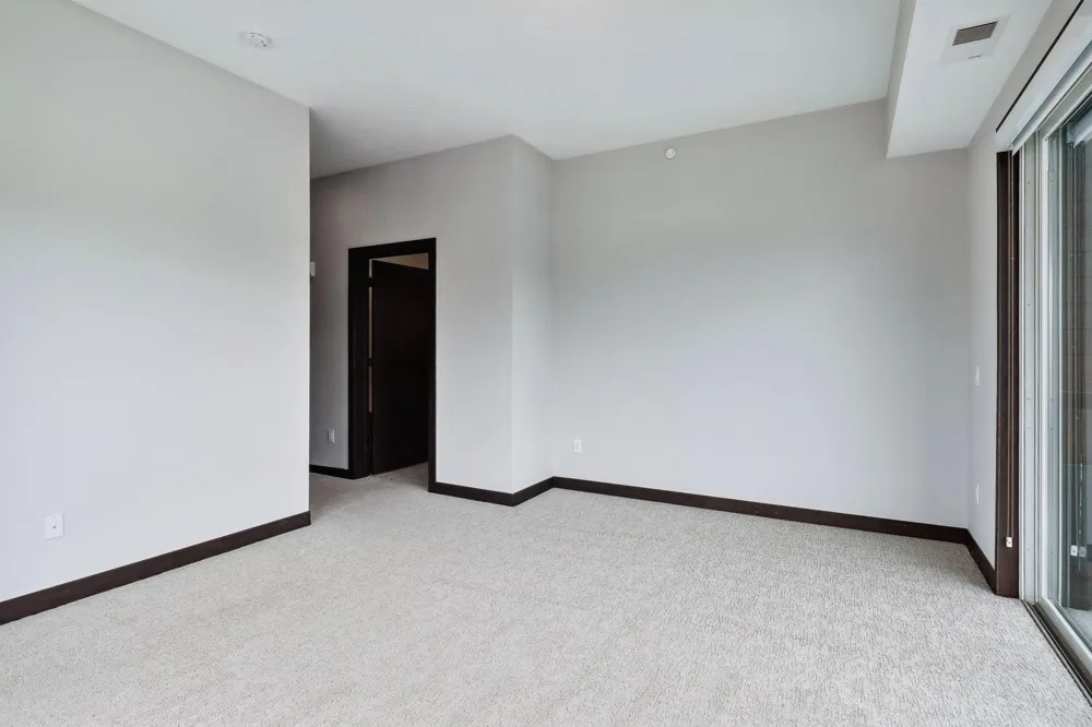 253 Lake Street E #307 Wayzata, MN 55391