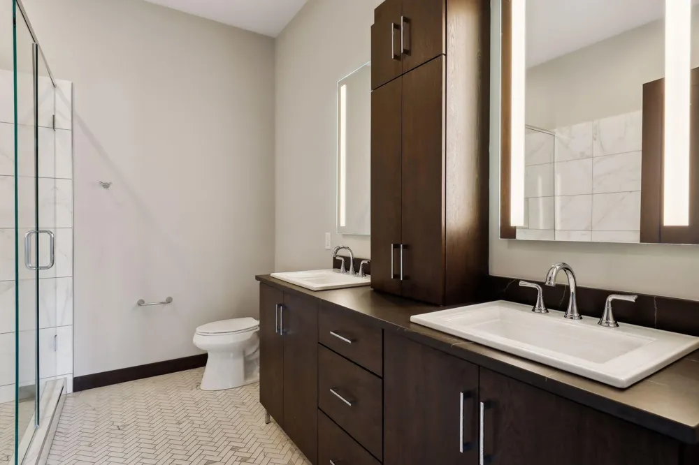 253 Lake Street E #307 Wayzata, MN 55391