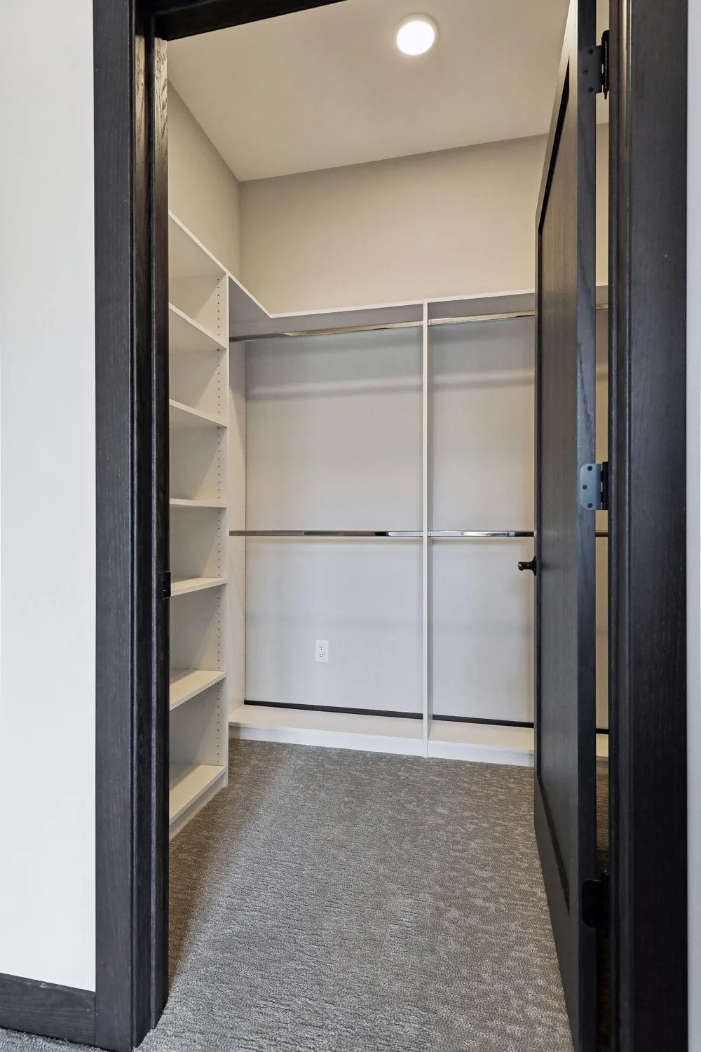 253 Lake Street E #307 Wayzata, MN 55391