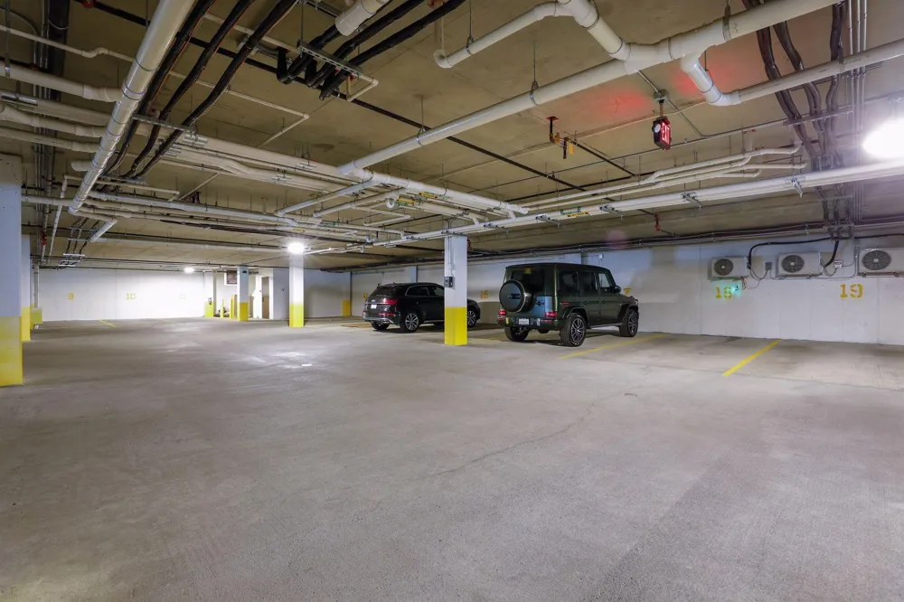 253 Lake Street E #307 Wayzata, MN 55391