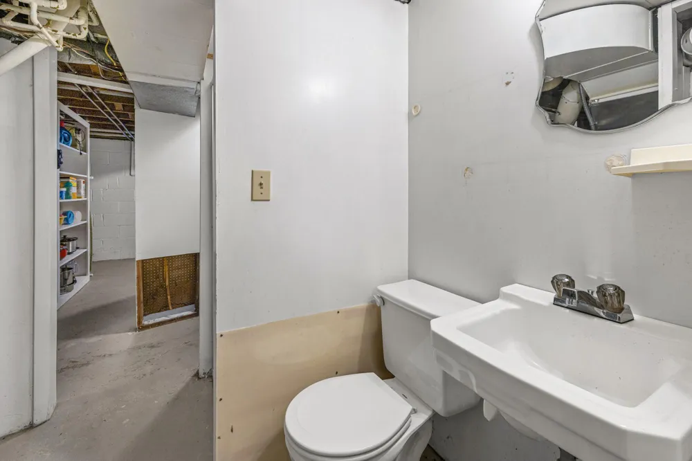 8236 Queen Avenue S Bloomington, MN 55431