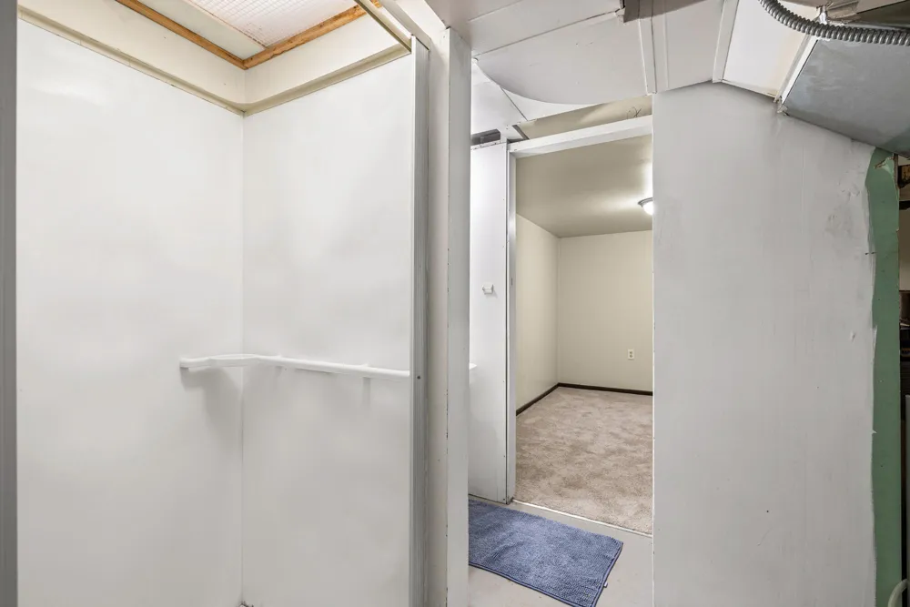 8236 Queen Avenue S Bloomington, MN 55431