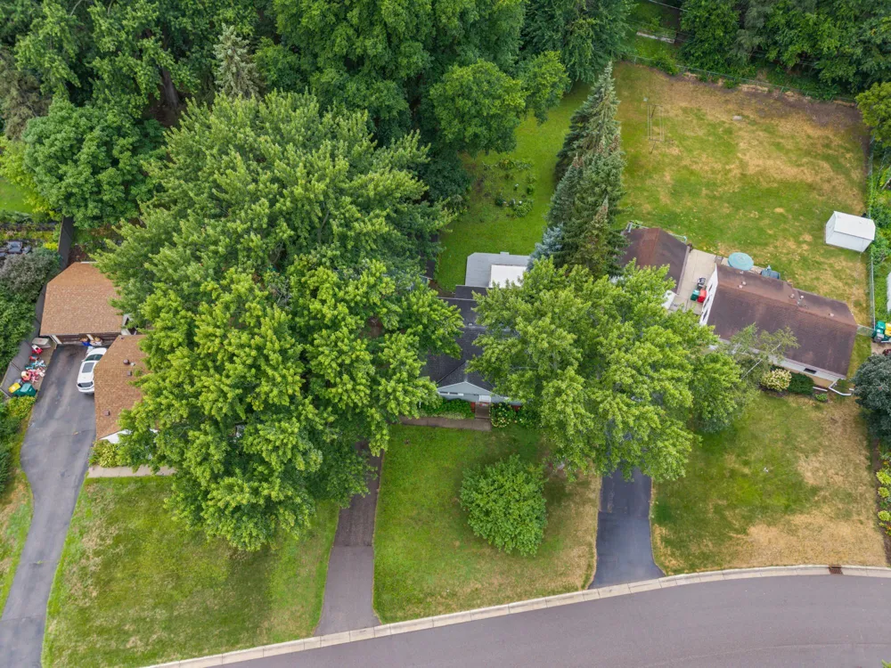 8236 Queen Avenue S Bloomington, MN 55431