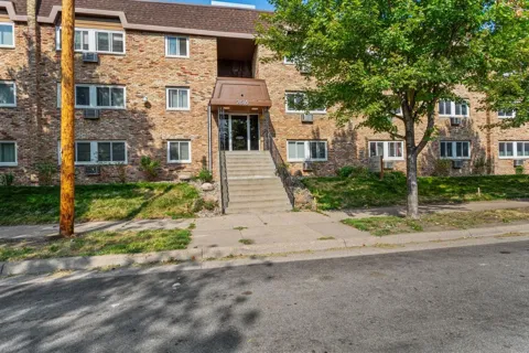 2616 Harriet Avenue #110
