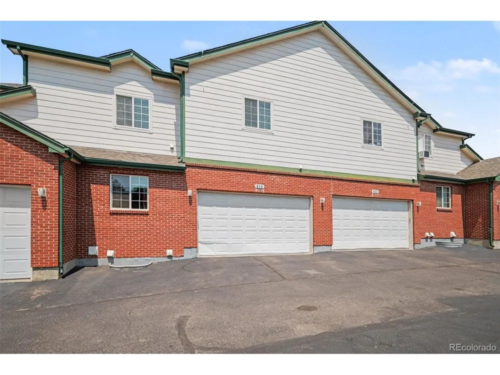 818 S Kalispell Circle #102 Aurora, CO 80017