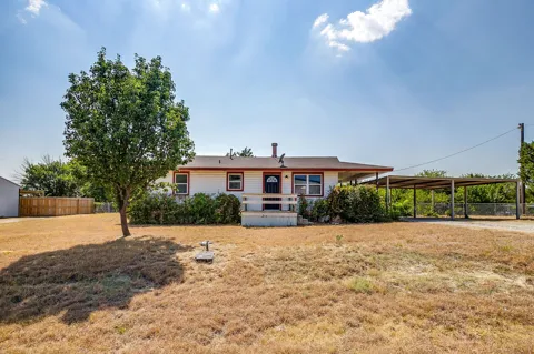 4713 Breezy Hill Street