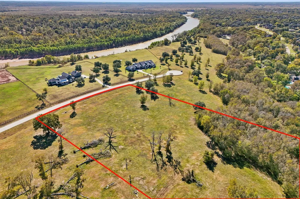 4802 Riverbend Ct Fulshear, TX 77441