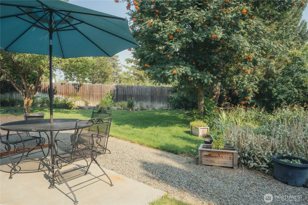 202 W Mount Baker Court Ellensburg, WA 98926