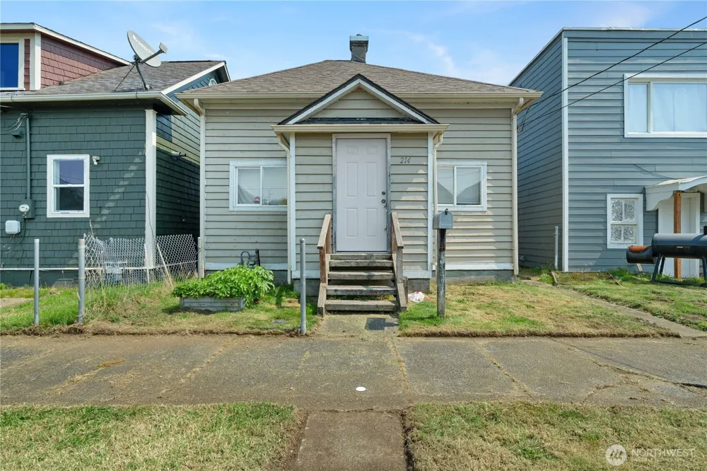 801 E 2nd Street Aberdeen, WA 98520