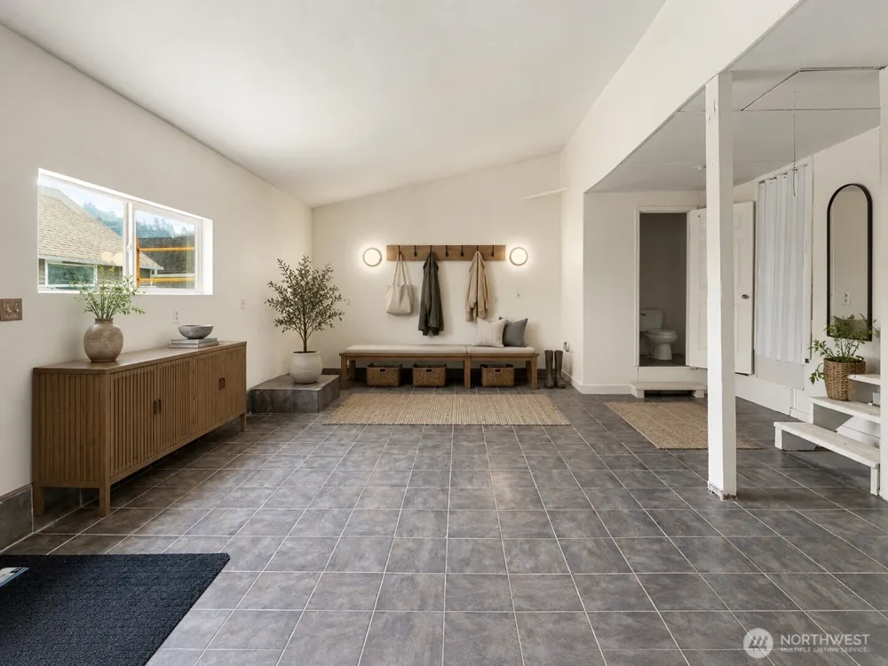 801 E 2nd Street Aberdeen, WA 98520
