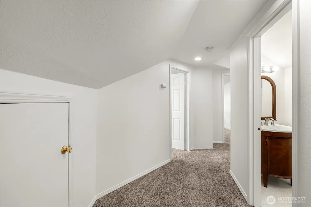 801 E 2nd Street Aberdeen, WA 98520