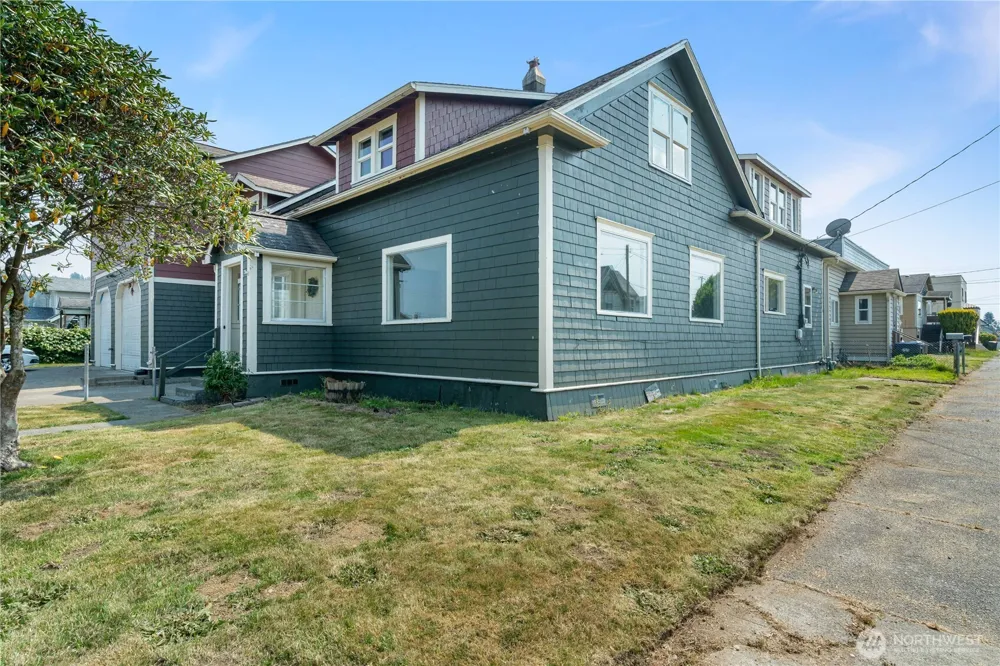 801 E 2nd Street Aberdeen, WA 98520