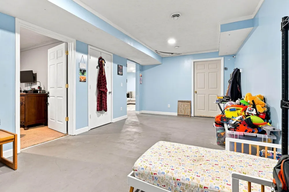 1166 Lee Street SW Wyoming City, MI 49509