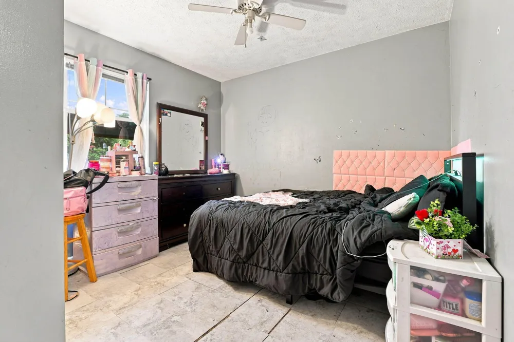 1166 Lee Street SW Wyoming City, MI 49509