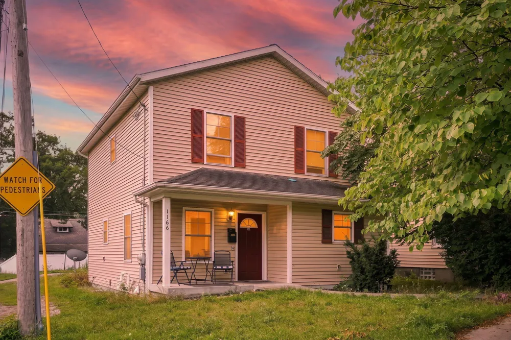 1166 Lee Street SW Wyoming City, MI 49509