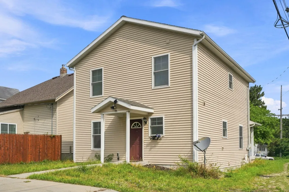 1166 Lee Street SW Wyoming City, MI 49509
