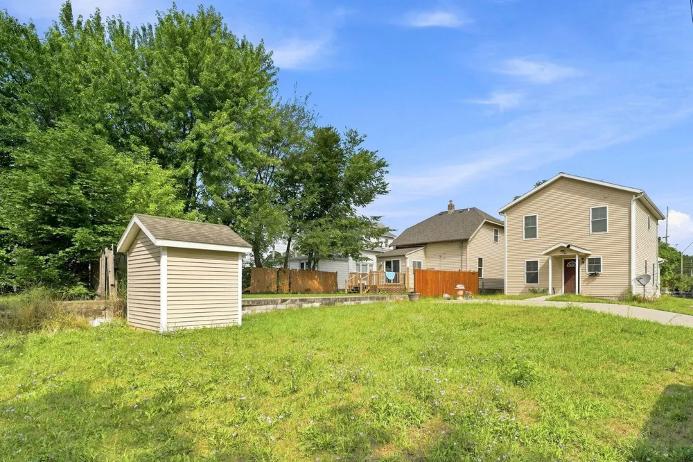 1166 Lee Street SW Wyoming City, MI 49509