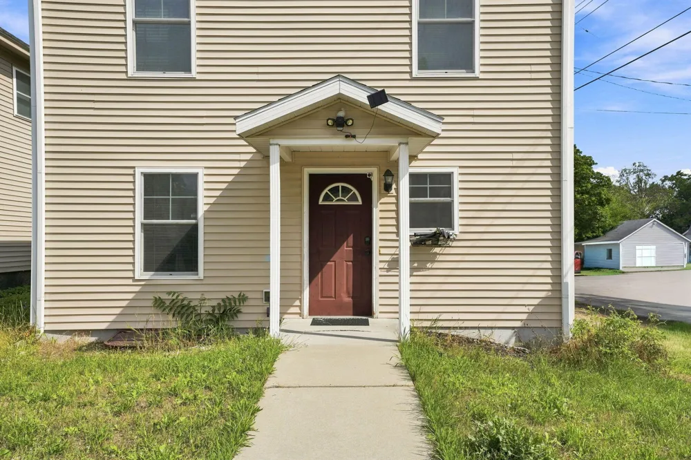 1166 Lee Street SW Wyoming City, MI 49509