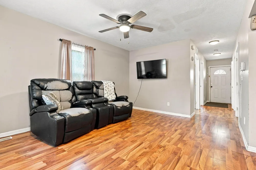 1166 Lee Street SW Wyoming City, MI 49509