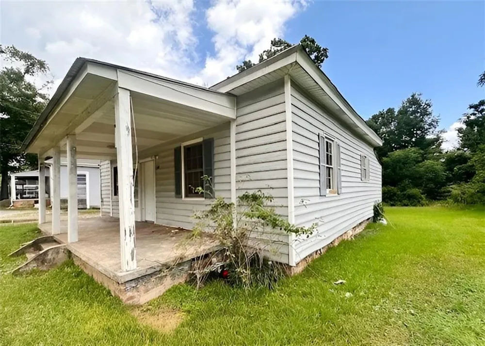 54 Bleachery Street Griffin, GA 30223